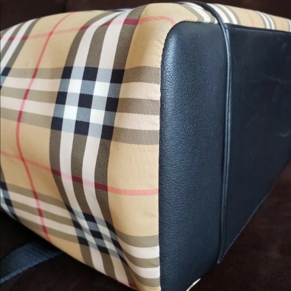 Burberry Vintage Baby Diaper Bag - Picture 8 of 12